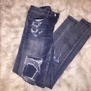 American Eagle distressed high waisted jeggings